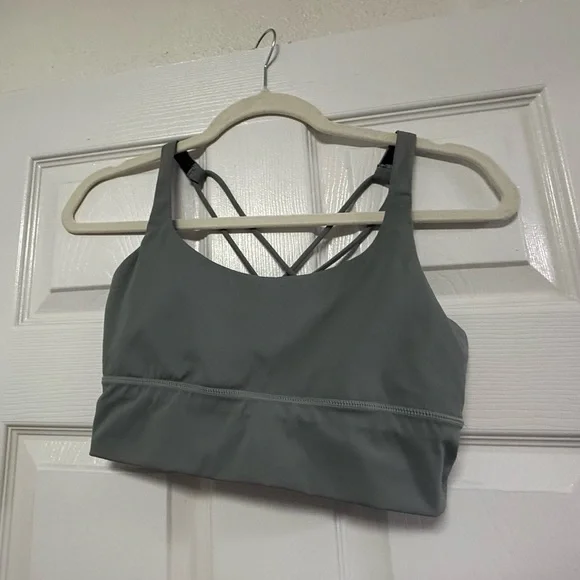 Two-Piece Gray Activewear Set | High-Waisted Leggings & Sports Bra like new - Picture 5 of 14